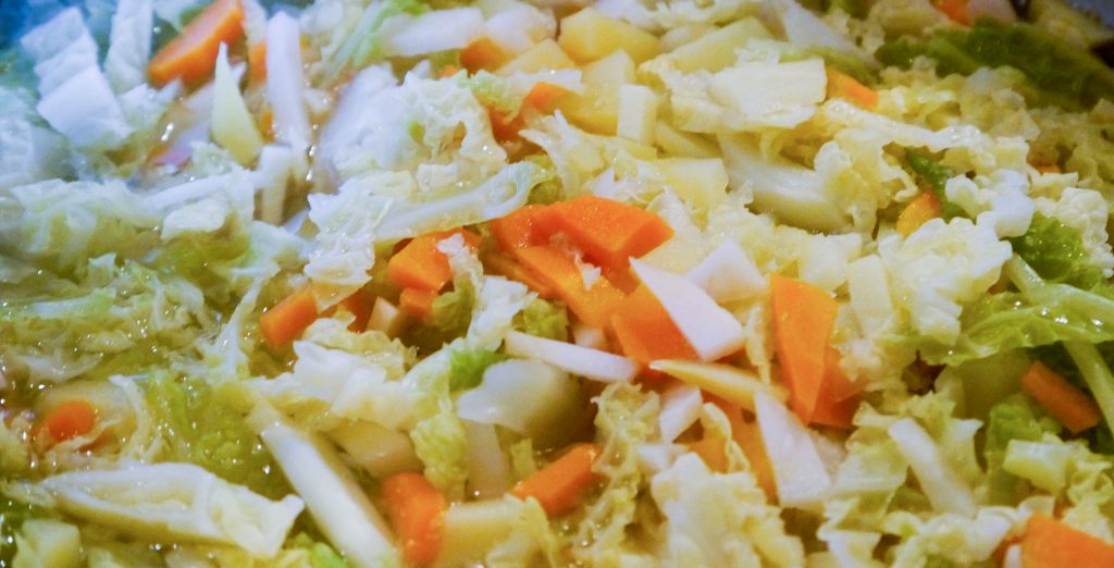 Wirsing - Kartoffelsuppe - Achtsam fasten Wirsing - Kartoffelsuppe - Achtsam fasten